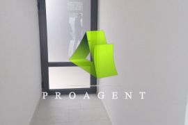 Odličan poslovni prostor u centru ID#4091, Niš-Mediana, العقارات التجارية