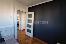 Stari Merkator, uknjiženo, odličan trosoban stan, Novi Beograd, Apartamento