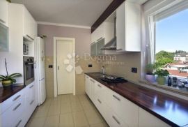 Predivan penthouse u centru Dugog Sela, Dugo Selo, Appartamento