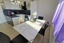 NAJAM - KOSTRENA DELUX, Kostrena, Appartment