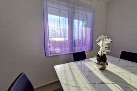 NAJAM - KOSTRENA DELUX, Kostrena, Apartamento