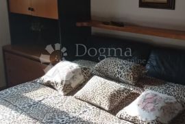 PREDIVAN STAN SA GARAŽOM GORIZIA (IT) 100m2 2s+db, Διαμέρισμα