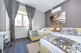 Predivan stan u Zadru, prvi red mora, Branimirova obala, Zadar, Apartamento