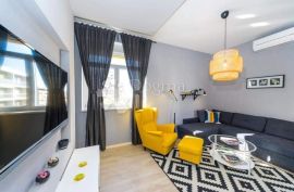 Predivan stan u Zadru, prvi red mora, Branimirova obala, Zadar, Appartement