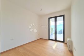 Opatija-3S+DB u novogradnji sa bazenom, Opatija, Appartamento