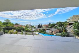 Opatija-3S+DB u novogradnji sa bazenom, Opatija, Διαμέρισμα