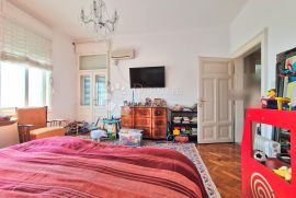 GOSPODSKI STAN U VILI U OPATIJI, Opatija, Apartamento