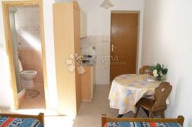 ROGOZNICA APARTMANSKA KUĆA S PREKRASNIM POGLEDOM NA MORE, Rogoznica, House