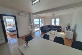 Prekrasan stan sa pogledom na more !!!, Crikvenica, Appartement