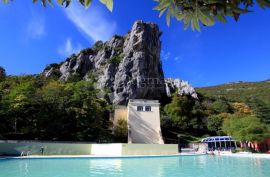 Wellness oaza na sjeveru Istre - prilika za investitore !, Oprtalj, Коммерческая недвижимость