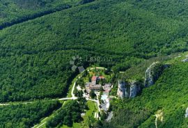 Wellness oaza na sjeveru Istre - prilika za investitore !, Oprtalj, Propriété commerciale