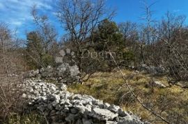 GRAĐEVINSKO ZEMLJIŠTE SA OTVORENIM POGLEDOM NA MORE, Kraljevica, Zemljište