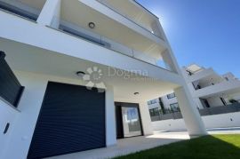 Apartman 98 m² (150 m od mora) novogradnja Malinska, Malinska-Dubašnica, Wohnung