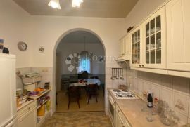 Stan u staroj opatijskoj villi, Opatija, Appartement