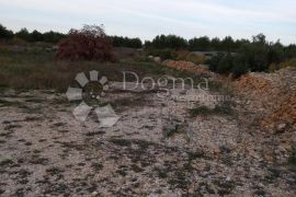 IZVRSNA POSLOVNA PRILIKA SRIMA VODICE GRAĐEVINSKO ZEMLJIŠTE, Vodice, Land