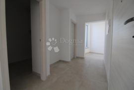 EKSKLUZIVNI PENTHAUS SA BAZENOM, Malinska-Dubašnica, Appartement