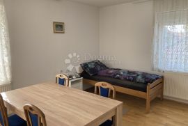 Prodaja kuće, Ivanić Grad, 260 m², Ivanić-Grad, Дом