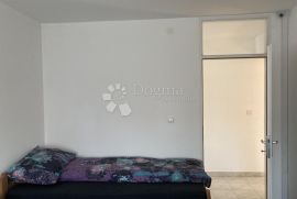 Prodaja kuće, Ivanić Grad, 260 m², Ivanić-Grad, بيت