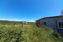 Pravokutna parcela sa lijepim pogledom na izvanrednoj lokaciji, Brtonigla, Terreno