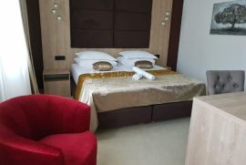 HOTEL, Senj, Propriedade comercial