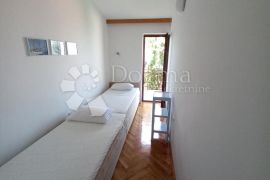 Dramalj, dva apartmana 99m2+37m2 za jednu cijenu, Crikvenica, Stan