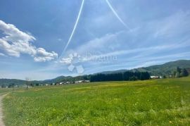 SUNGER ZEMLJIŠTE RAVNO 5272 m², Mrkopalj, Tierra