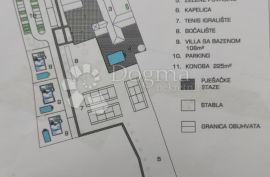 GRAĐEVINSKO ZEMLJIŠTE UGOSTITELJSKO TURISTIČKE NAMJENE 13218 m², Labin, Tierra