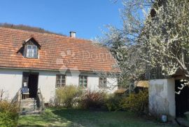 IMANJE - KUĆA - STAMBENA ZGRADA, Vrbovsko, House