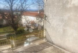 STARINA S VELIKIM POTENCIJALOM U LABINCIMA NEDALEKO POREČA, Kaštelir-Labinci, Casa