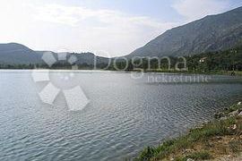 Teren u blizini jezera, Vinodolska Općina, Land