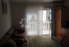 Selce - apartman u centru, 60 metara od plaže, Crikvenica, Διαμέρισμα