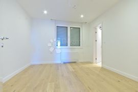 Visokokvalitetna novogradnja u tihom centru Opatije !, Opatija, Apartamento