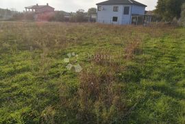 GRAĐEVINSKA PARCELA POMER 1021 m², Medulin, Tierra