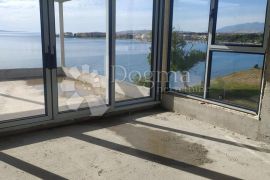 Penthouse Duplex direktno na plaži, Povljana, شقة