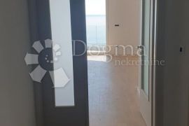 Stan za najam, Rijeka, Apartamento