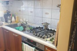 Dvoetažni apartman u lijepoj planinskoj kući, Ogulin, Apartamento