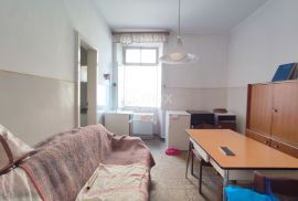 ISTRA, PULA - 3SS+DB stan za renovaciju na atraktivnoj lokaciji, Pula, Appartement