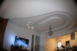 VRHUNSKA NEKRETNINA IZNAD OPATIJE, Opatija - Okolica, Appartement