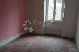 VOJAK 45 m², Rijeka, Wohnung