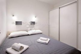 Novouređeni stan sa tri apartmana za investiciju u centru grada, Rijeka, Apartamento