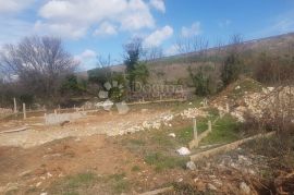 Započeta gradnja kuće s otvorenim pogledom u blizini Labina, Labin, Ev