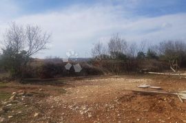 Započeta gradnja kuće s otvorenim pogledom u blizini Labina, Labin, Дом
