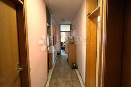 Turnić - trosobni stan sa dnevnim boravkom 77 m2, Rijeka, Wohnung