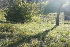 Teren s legaliziranom kućicom, Vrbovsko, Land