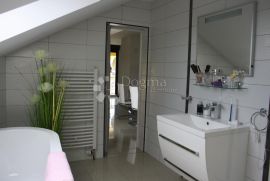 Prodaja kuće Dubrava-Retkovec, 399 m², Donja Dubrava, بيت