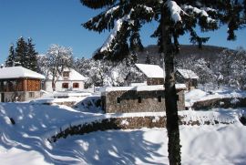 GORSKI KOTAR - SELO NAGLIĆI, Brod Moravice, Kuća