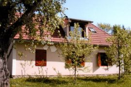 GORSKI KOTAR - SELO NAGLIĆI, Brod Moravice, House