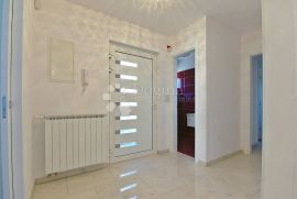 Trsat 3S+DB etaža, Rijeka, Apartamento