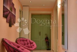 Dvosoban stan u samom centru grada, Rijeka, Appartement