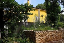 Samostojeća kuća okružena zelenilom!, Labin, Maison